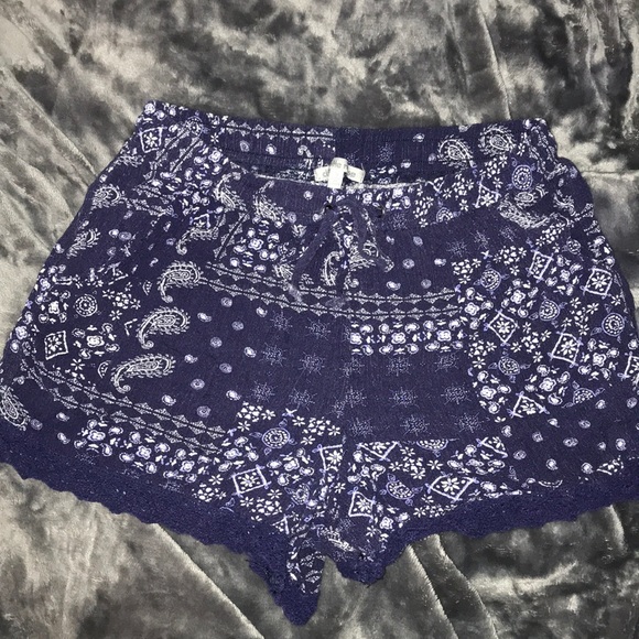 Pattern shorts - Picture 1 of 1